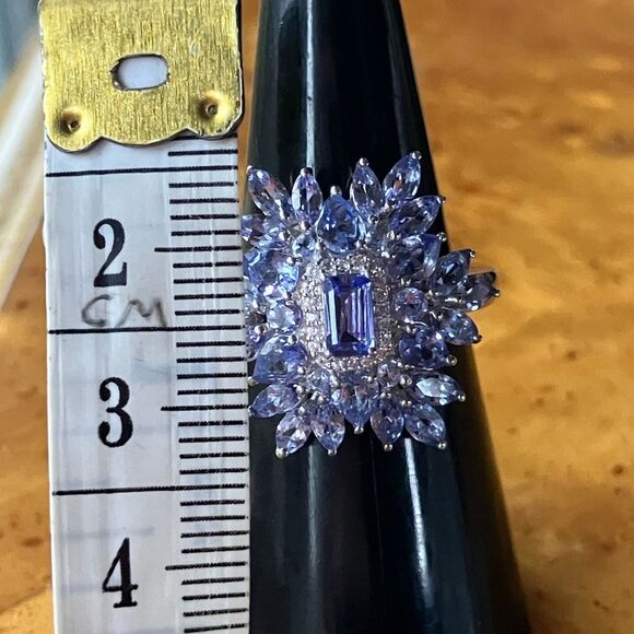 Natural Tanzanite Sterling Silver Cocktail Ring Size 6 - Picture 7 of 9